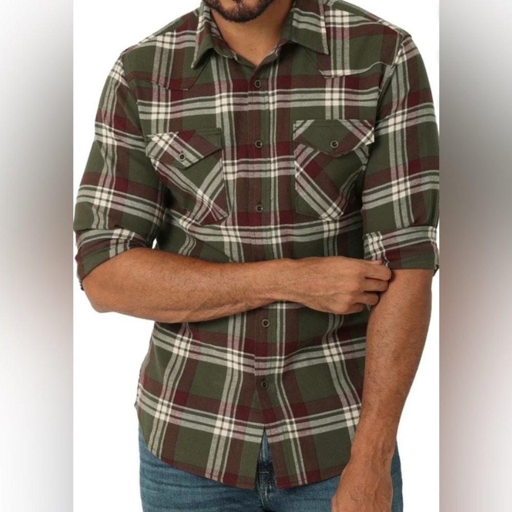 Wrangler Forest Night Long Sleeve Flannel Button Up, Sz S, Pockets, Stretch